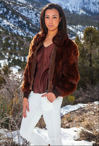 Female model photo shoot of Jennie Lucille in Mount Charleston