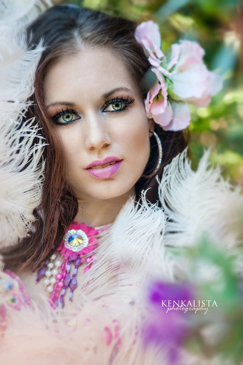 Female model photo shoot of Lisa Carrara