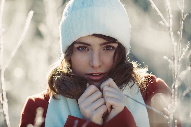 Female model photo shoot of Bella-lyn
