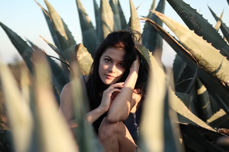 Female model photo shoot of Franziska Schissler in Hollywood Reservoir