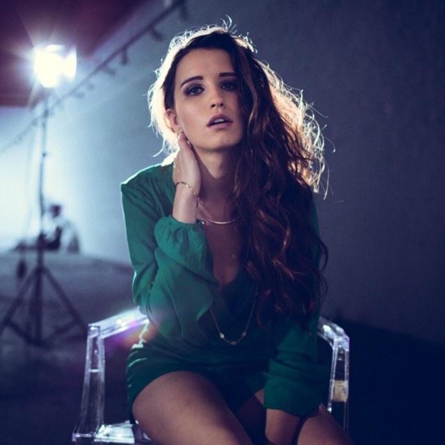 Female model photo shoot of Rachael Hevrin
