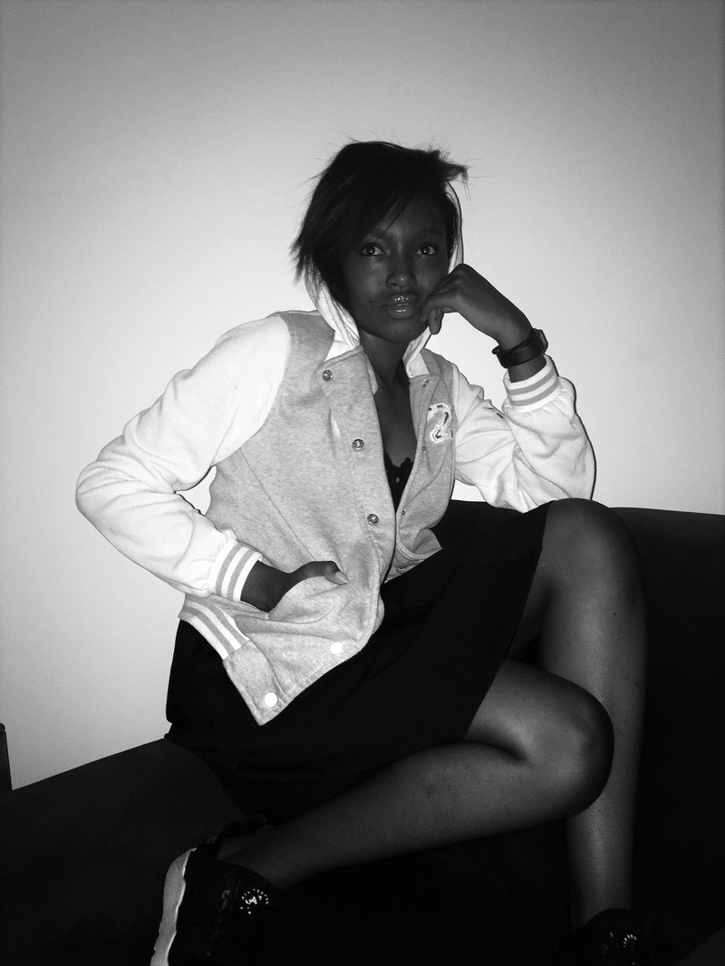 Female model photo shoot of Jamaika Elliott