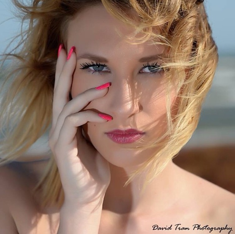 Female model photo shoot of LogynDanielle in Galveston, Tx