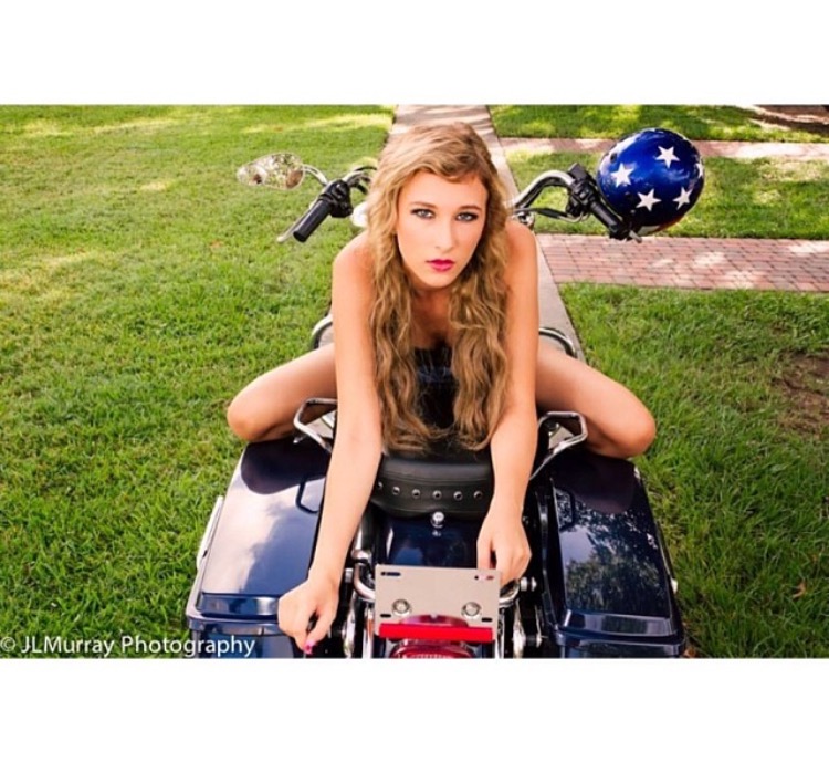 Female model photo shoot of LogynDanielle in Houston , Tx