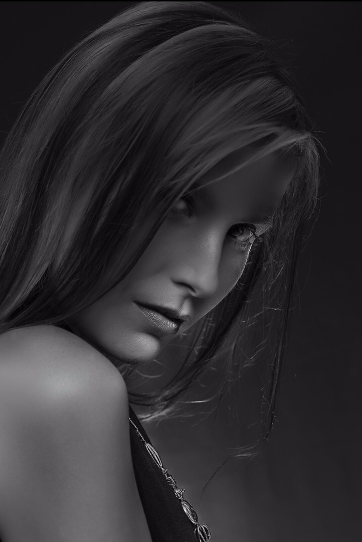 Female model photo shoot of kitt-e-kat by Performing Light, makeup by Ariel Elizabeth