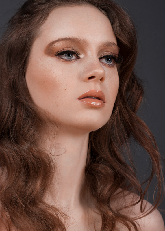 Female model photo shoot of LaurenVerdeza