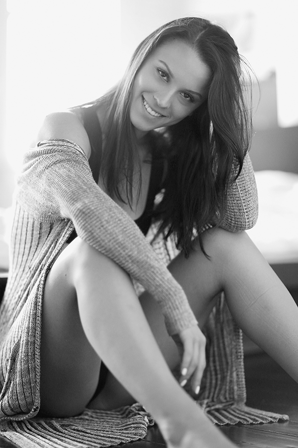 Female model photo shoot of Eleonora Tron