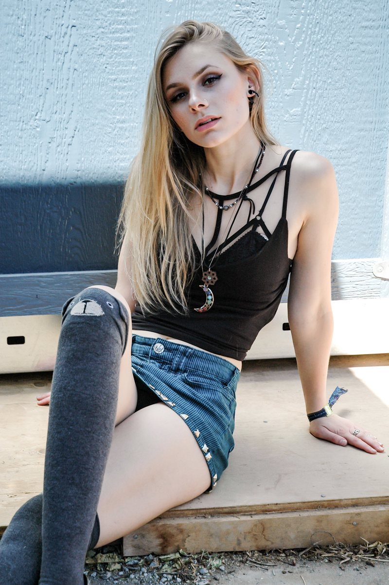 Female model photo shoot of allycatfrommars in Benicia, California