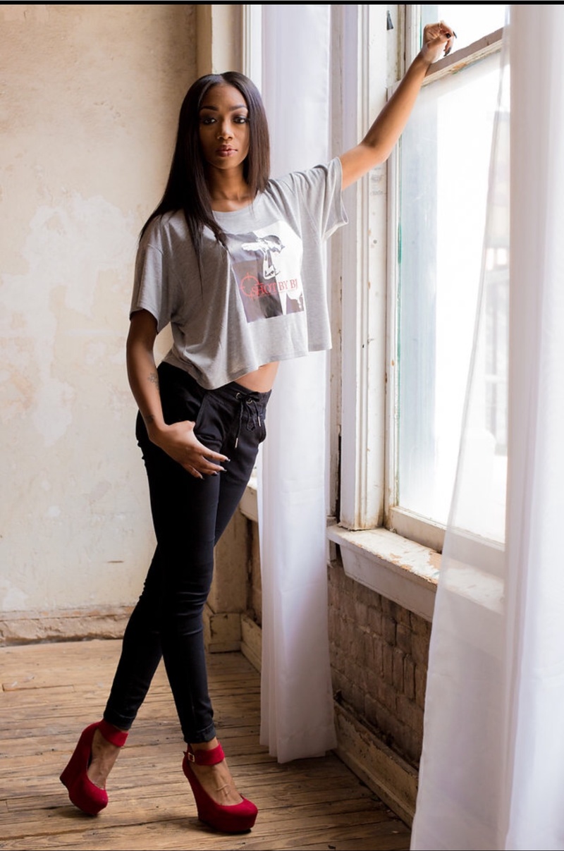 Female model photo shoot of Lyric Neely