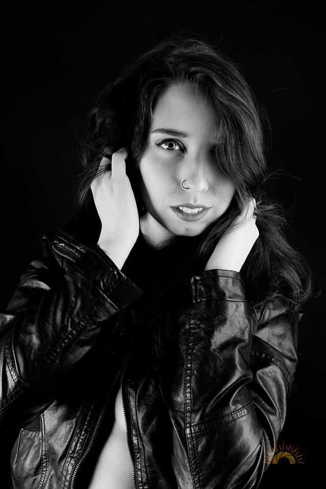 Female model photo shoot of Sarah Pollard by SOMD Photo Guy