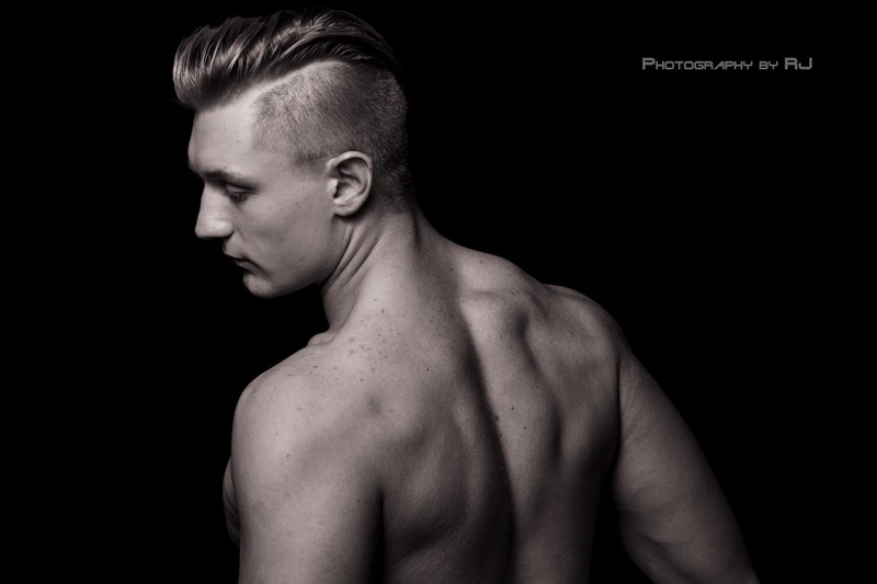 Male model photo shoot of Kamil Niemiec
