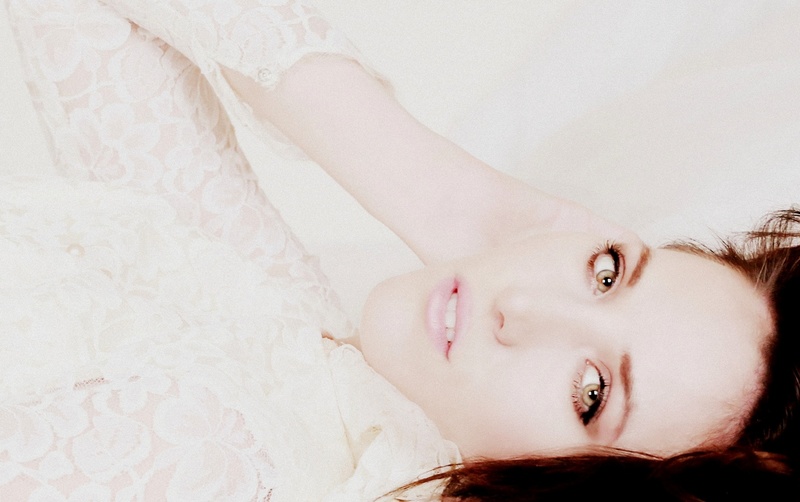 Female model photo shoot of Jessica_faye