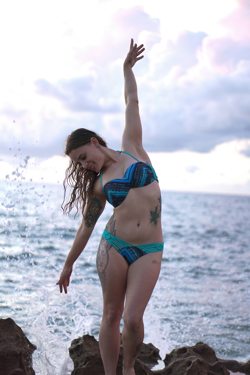 Female model photo shoot of Valdamora in Coral Cove