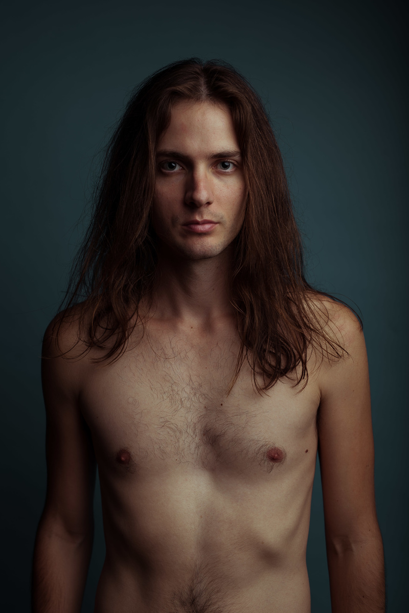 Male model photo shoot of scotthorsebra