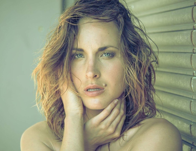 Female model photo shoot of Erica Hendry