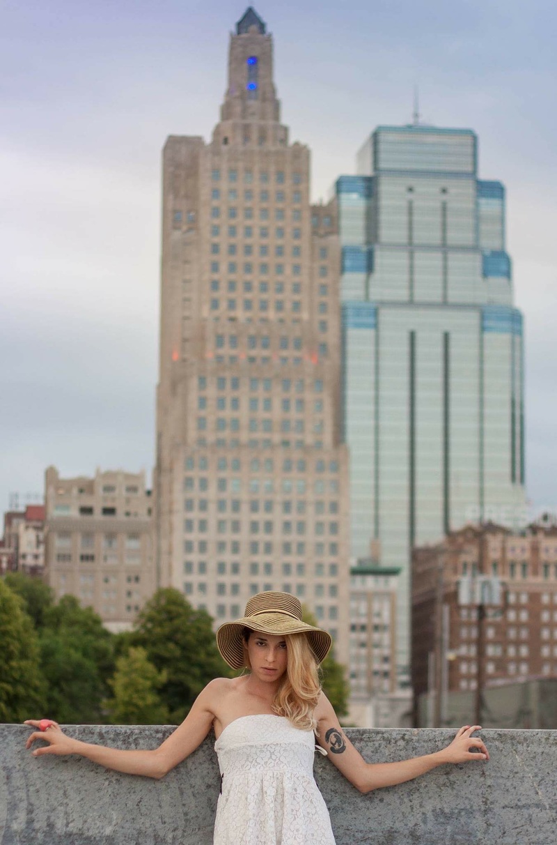 Female model photo shoot of Noel Imair in Kansas City