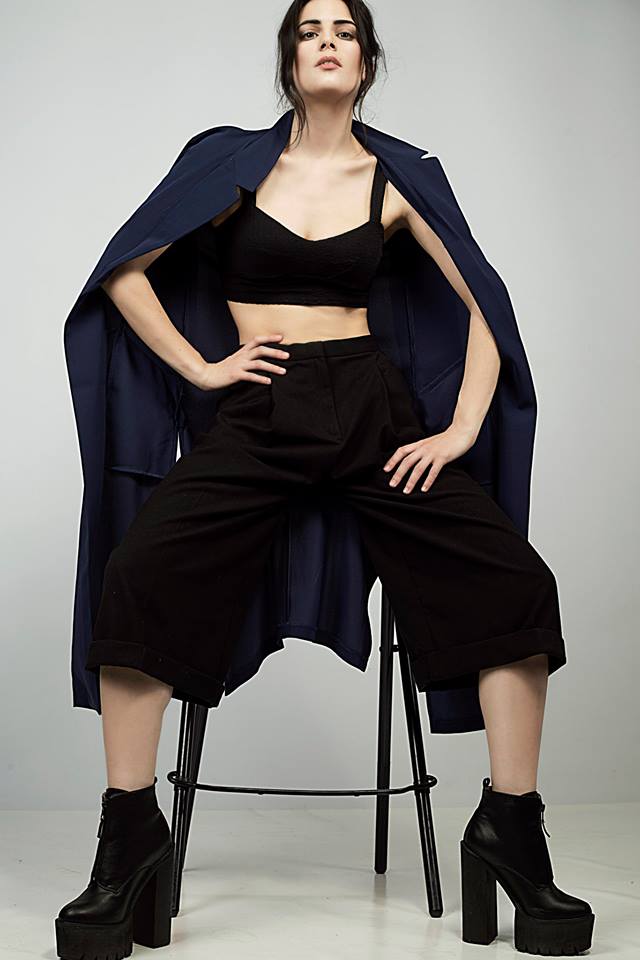 Female model photo shoot of Anais-b