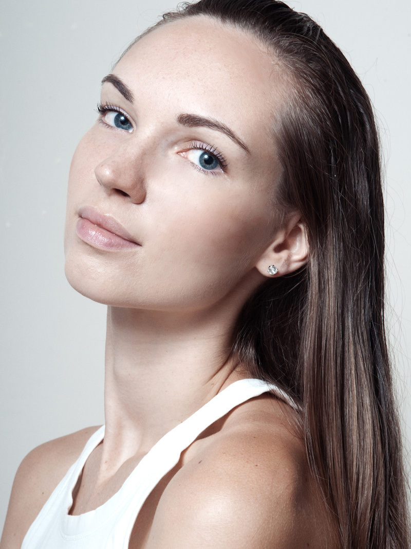 Female model photo shoot of Elizaveta 