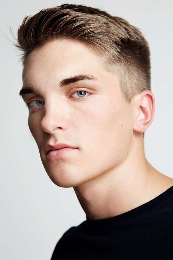 Male model photo shoot of conner_riddell 