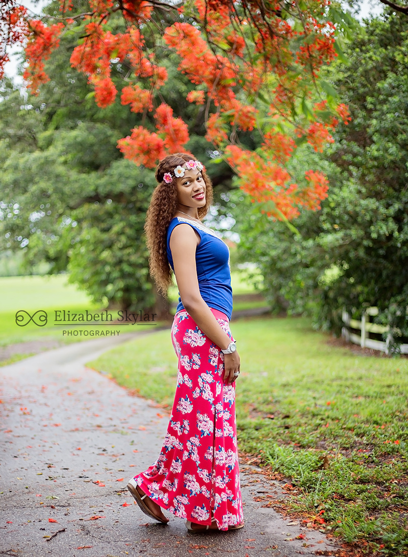 Female model photo shoot of KrystalDann in Robbins Park