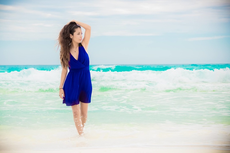 Female model photo shoot of Cherre in Cancun, México