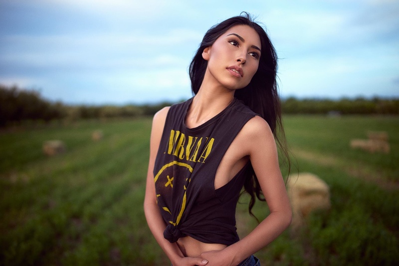 Female model photo shoot of Miisa Yani