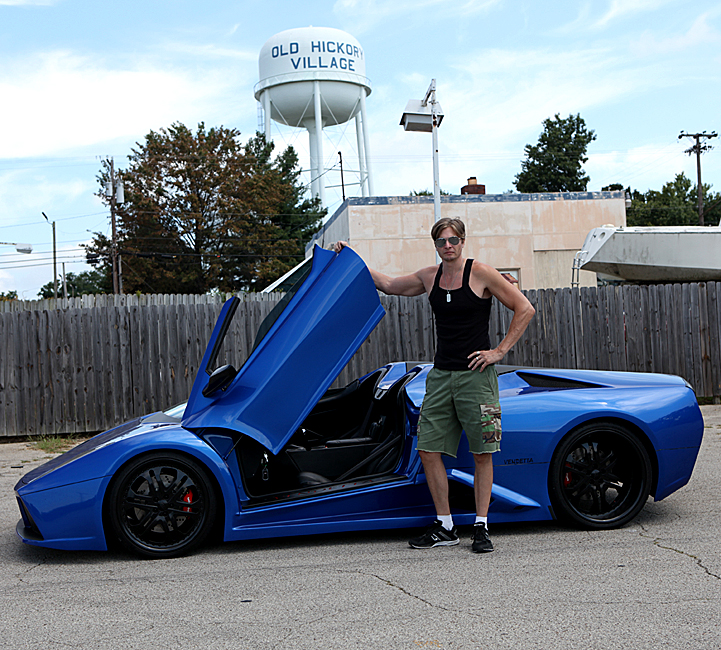 Male model photo shoot of GirlsandCars in Old Hickory Tennessee