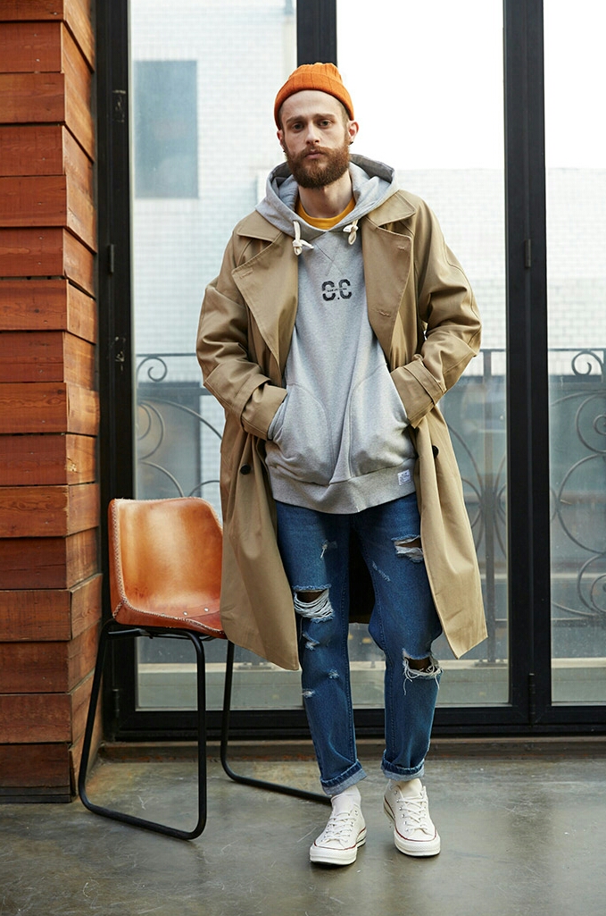 Male model photo shoot of Tom brennan in Seoul