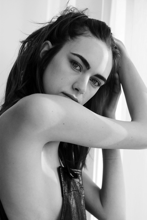 Female model photo shoot of Constance-Victoria