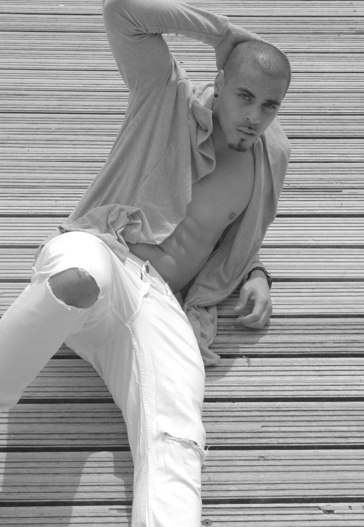 Male model photo shoot of Jeremy Arsen Lynch
