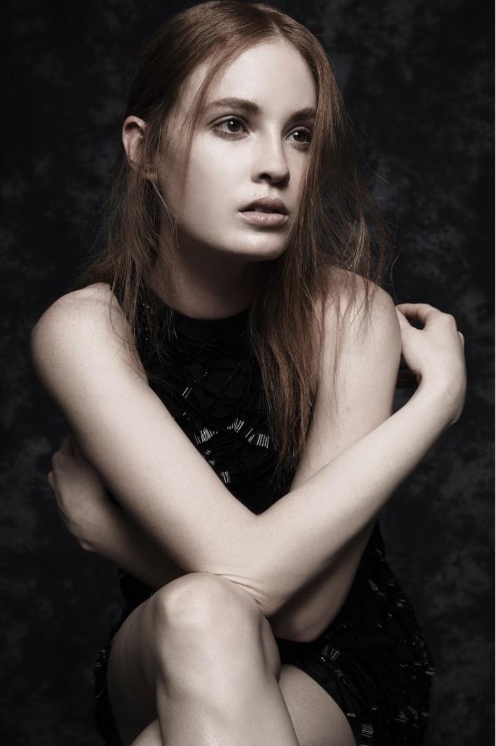 Female model photo shoot of Ashley Vee