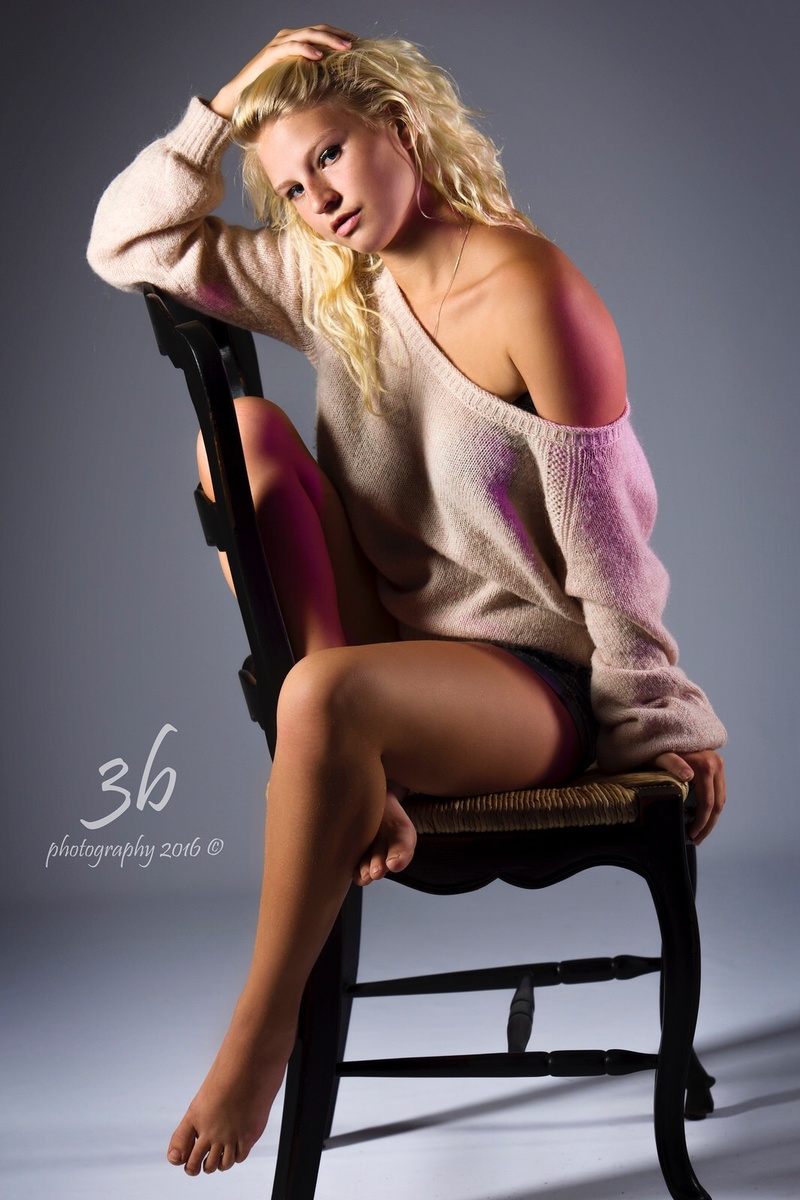 Female model photo shoot of OfficialEllie in Hilton Head, Island