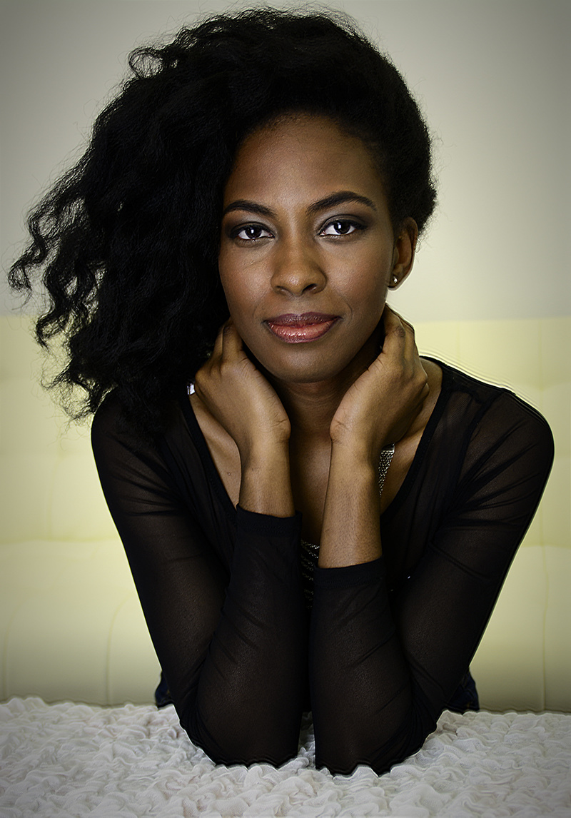 Female model photo shoot of bandaphoto