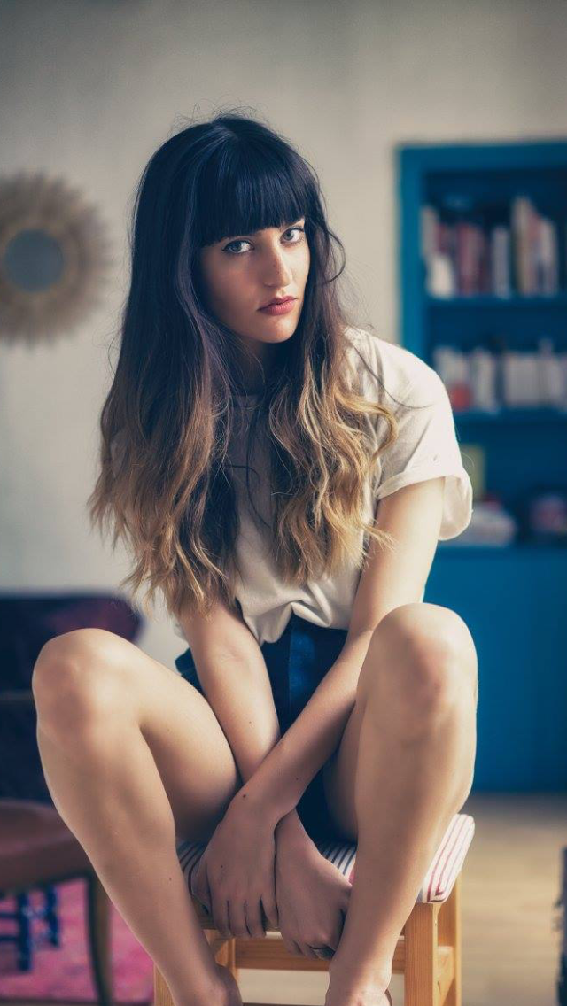 Female model photo shoot of Meiamae  in Paris