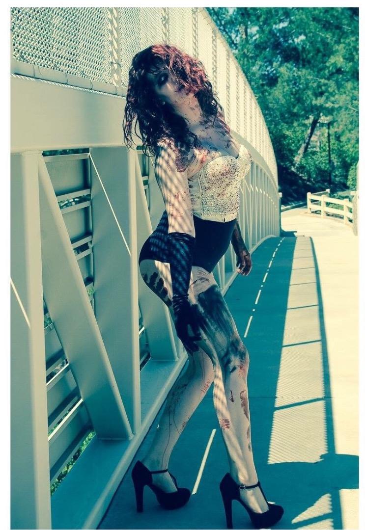 Female model photo shoot of Lexie Laundy