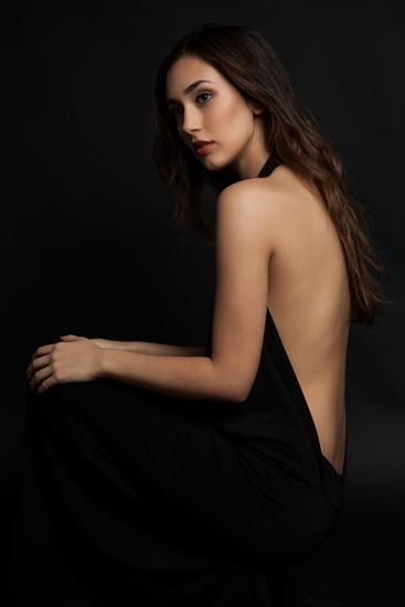 Female model photo shoot of Crystal Vinson