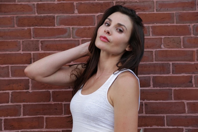 Female model photo shoot of Tara Heal