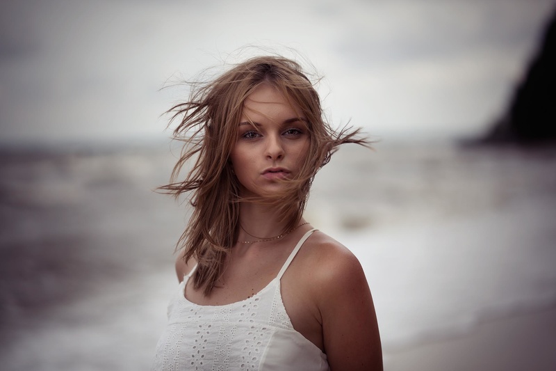 Female model photo shoot of Lexyy