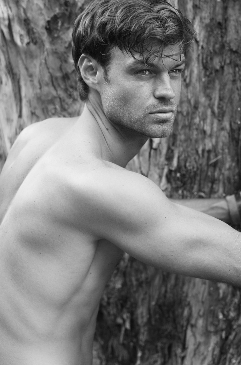 Male model photo shoot of Chris Marino