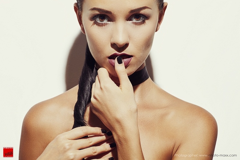 Female model photo shoot of Veronika_Paireli