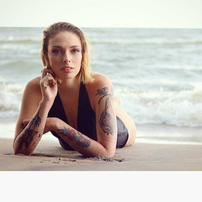 Female model photo shoot of katie_burke in Durand Beach