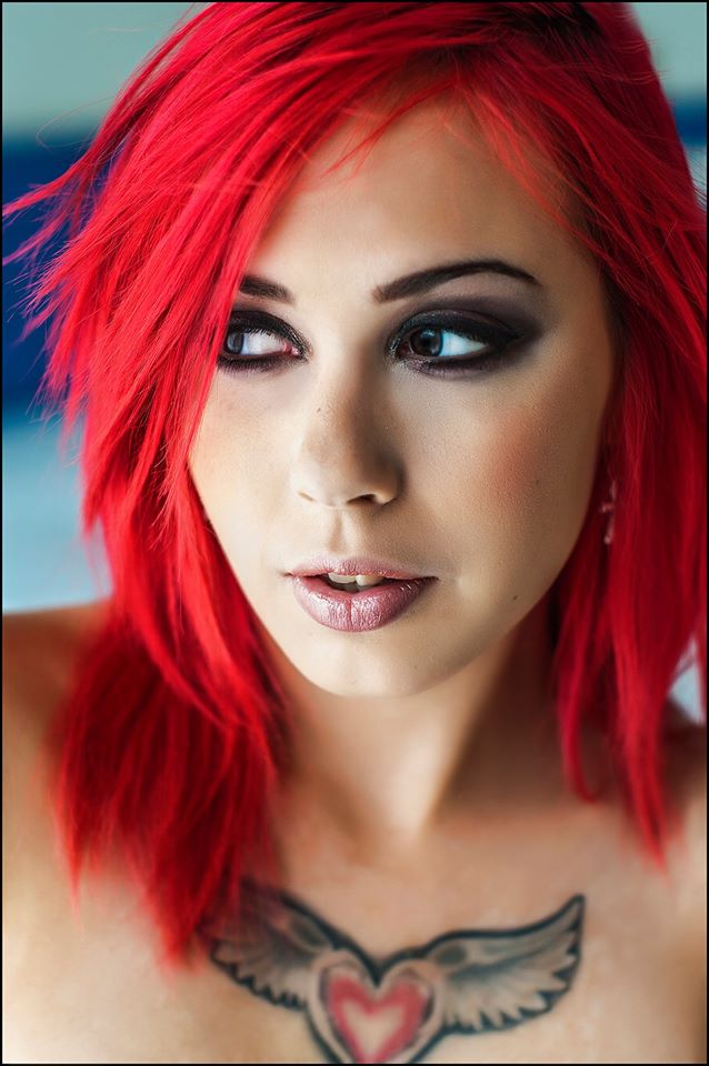 Female model photo shoot of ScarletStarr