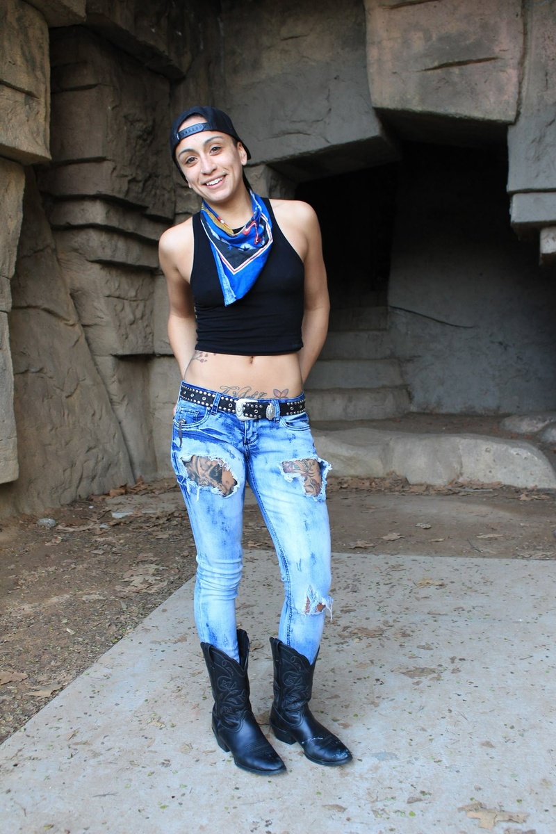 Female model photo shoot of Jessika Turcios