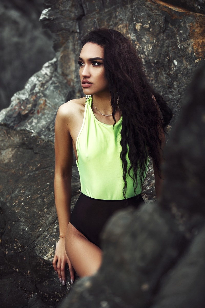 Female model photo shoot of Teyana Shyanne by Costy Alex in Bakers  Beach | San Francisco