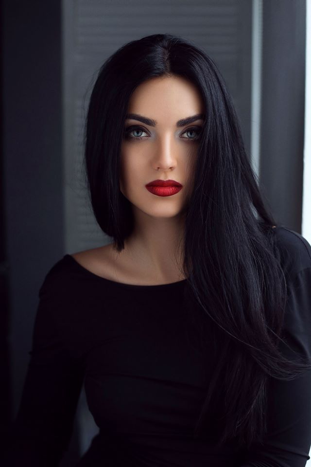 Female model photo shoot of Veronika T