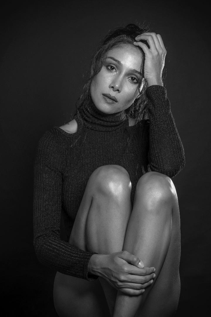 Female model photo shoot of Vivien Seeken Model