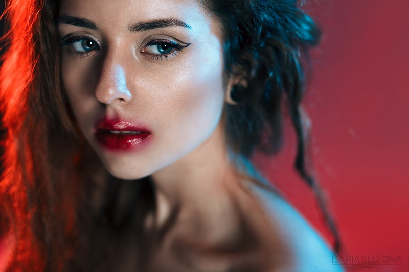 Female model photo shoot of Eliza Tkacheva