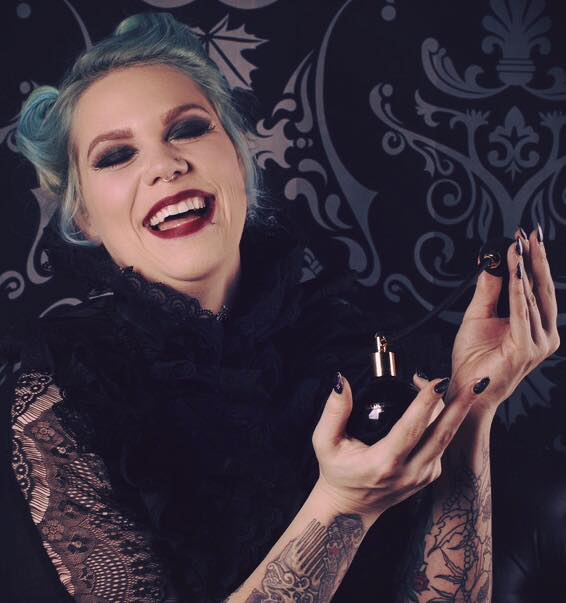 Female model photo shoot of HollyQuinn makeup