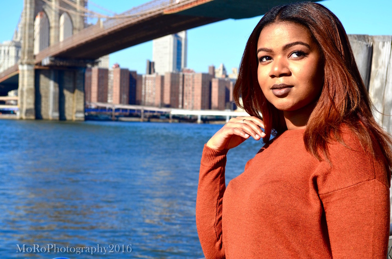 Female model photo shoot of MoRo Photography in Brooklyn Bridge Park