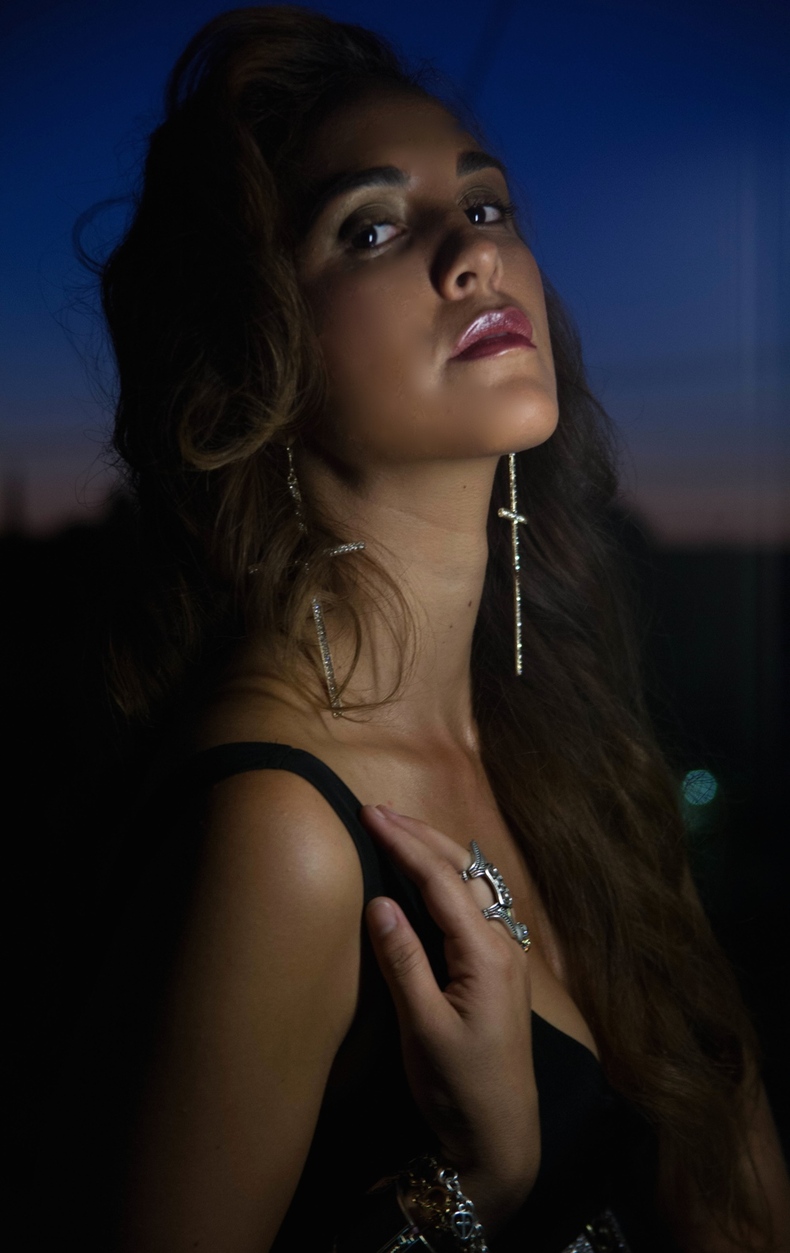 Female model photo shoot of sunshineglam in HQ Avalon Studios